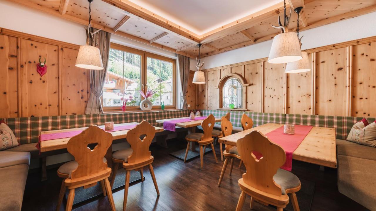 ايشجل Alp Larain B&B المظهر الخارجي الصورة