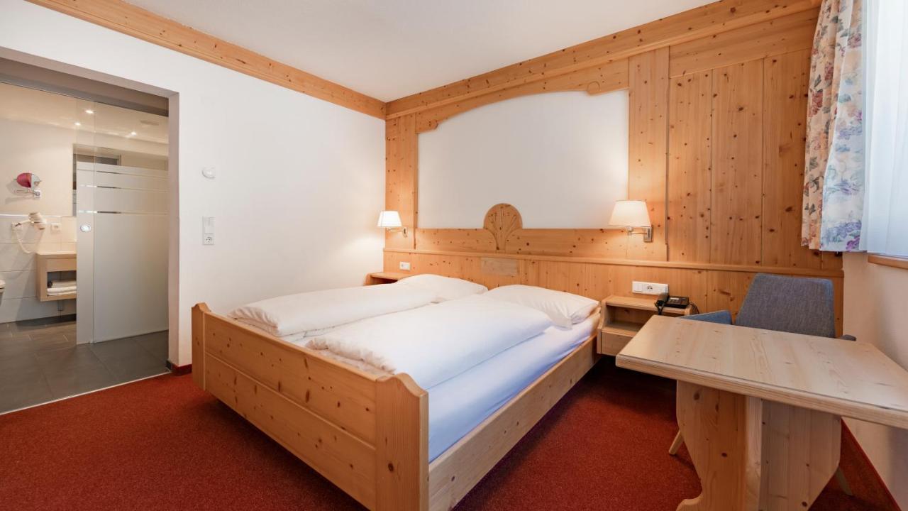 ايشجل Alp Larain B&B المظهر الخارجي الصورة